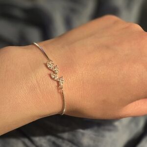 Dainty, silver tone leaf bracelet -  adjustable slider